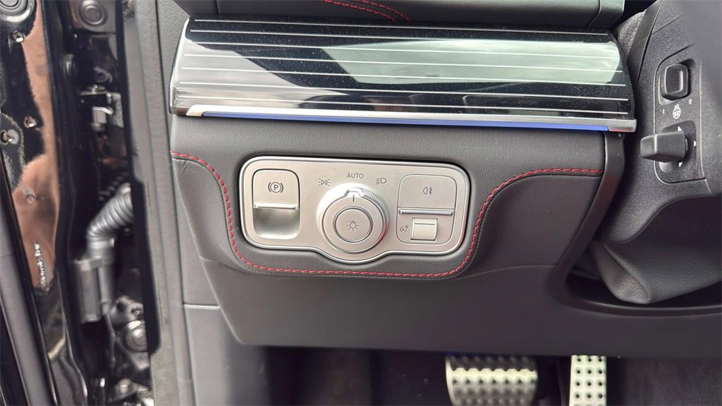 New 2025 Mercedes-Benz GLE 63 AMG S image 13