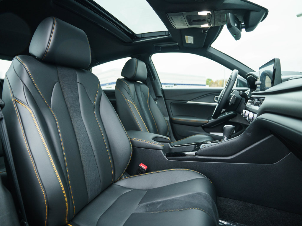 Certified 2026 Acura Integra A-Spec w/ Technology Package FWD image 8