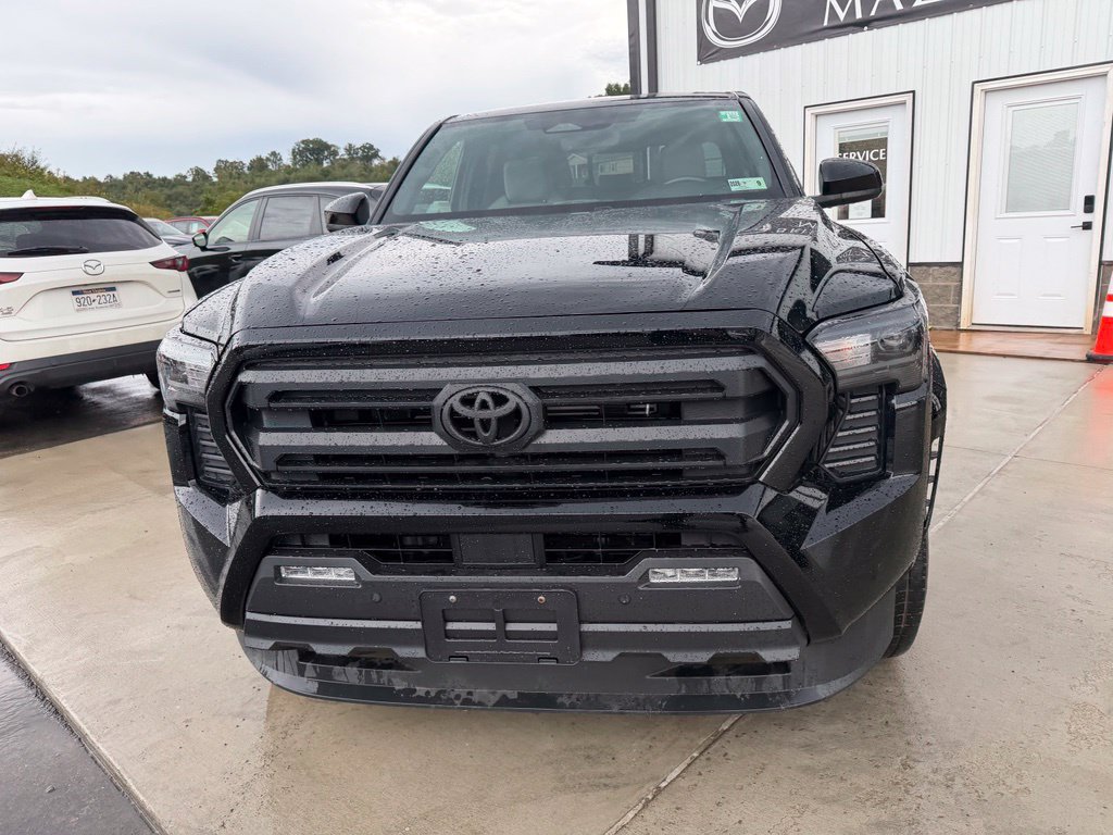 Used 2024 Toyota Tacoma SR5 AWD/4WD image 2