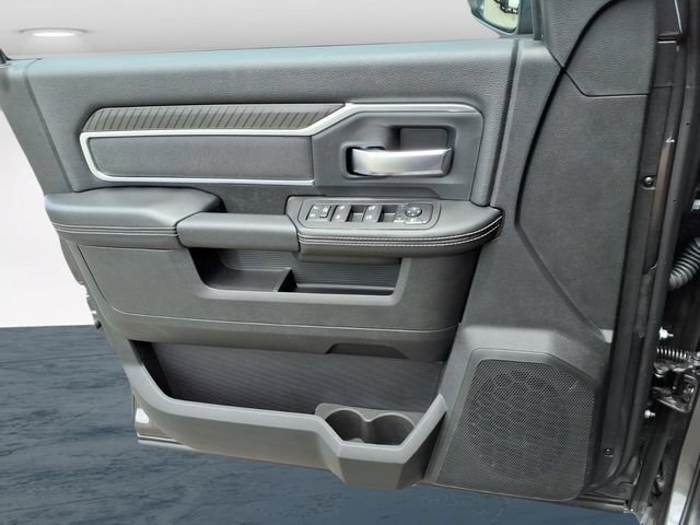 New 2026 RAM 4500 4x4 Crew Cab DRW image 24