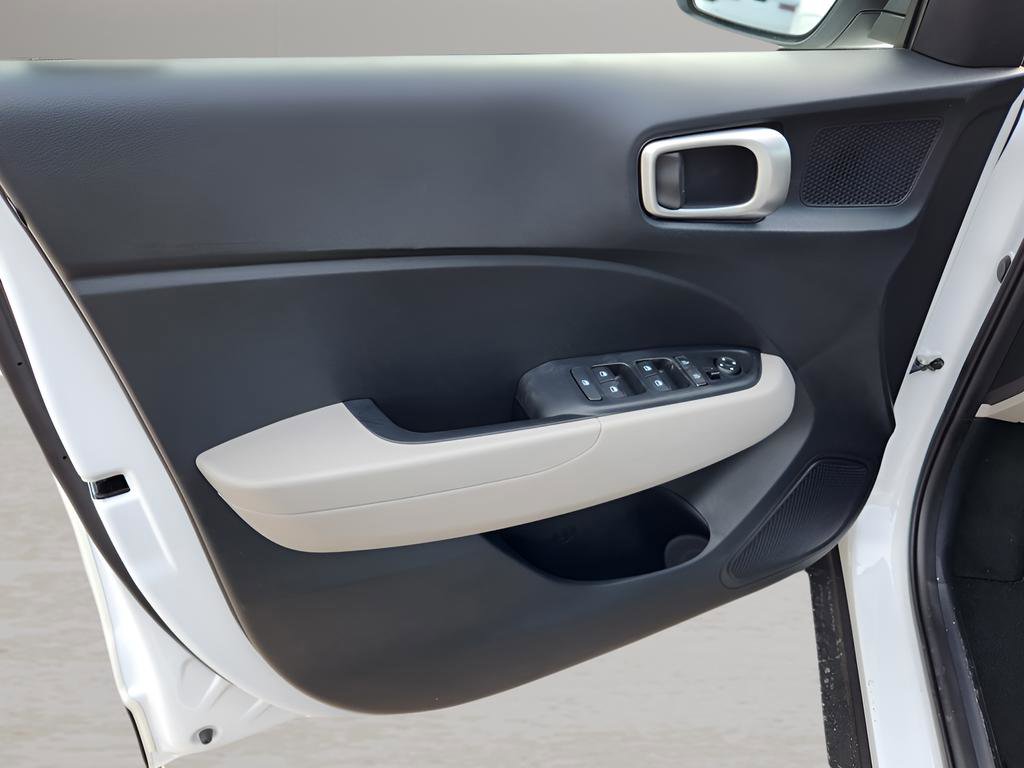 New 2026 Hyundai Venue SEL image 12