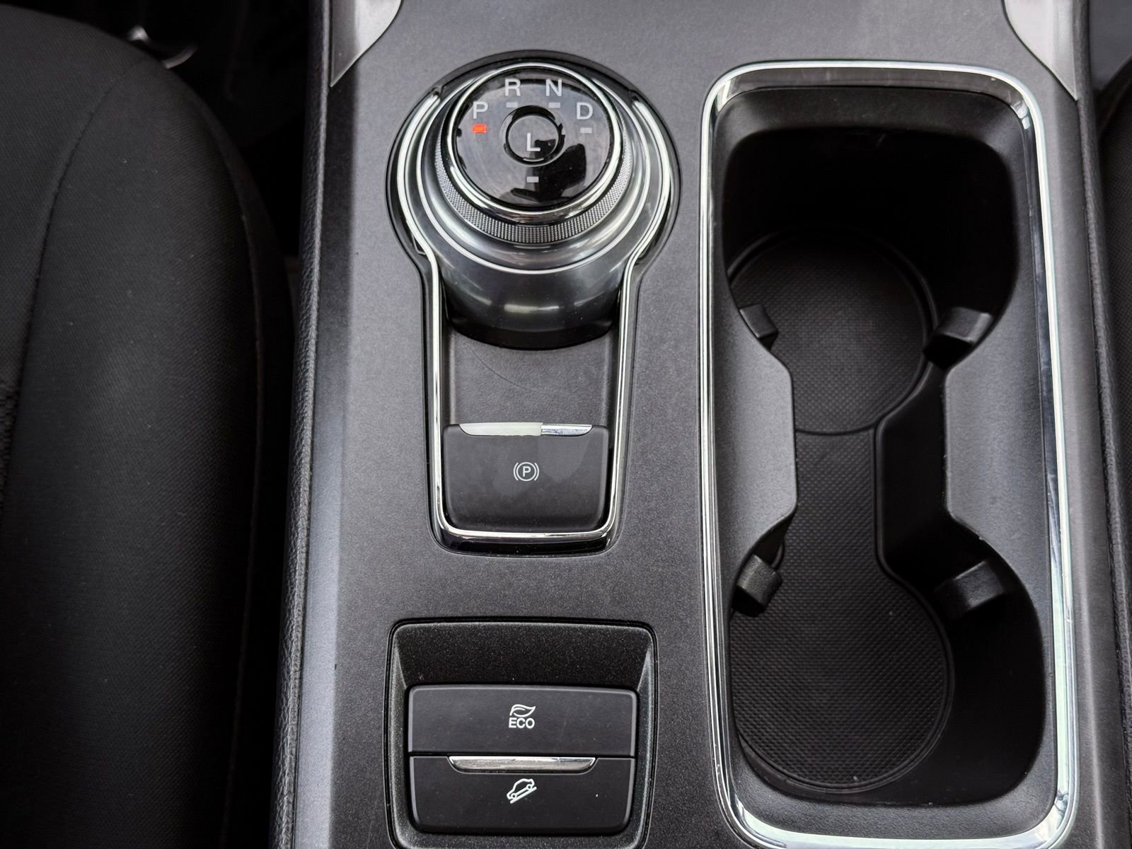 Used 2019 Ford Fusion SE image 37