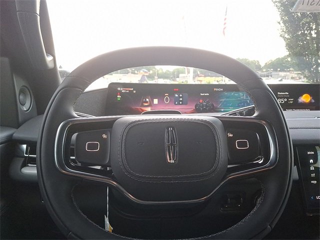 New 2025 Lincoln Navigator L Reserve w/ Jet Appearance Package image 9