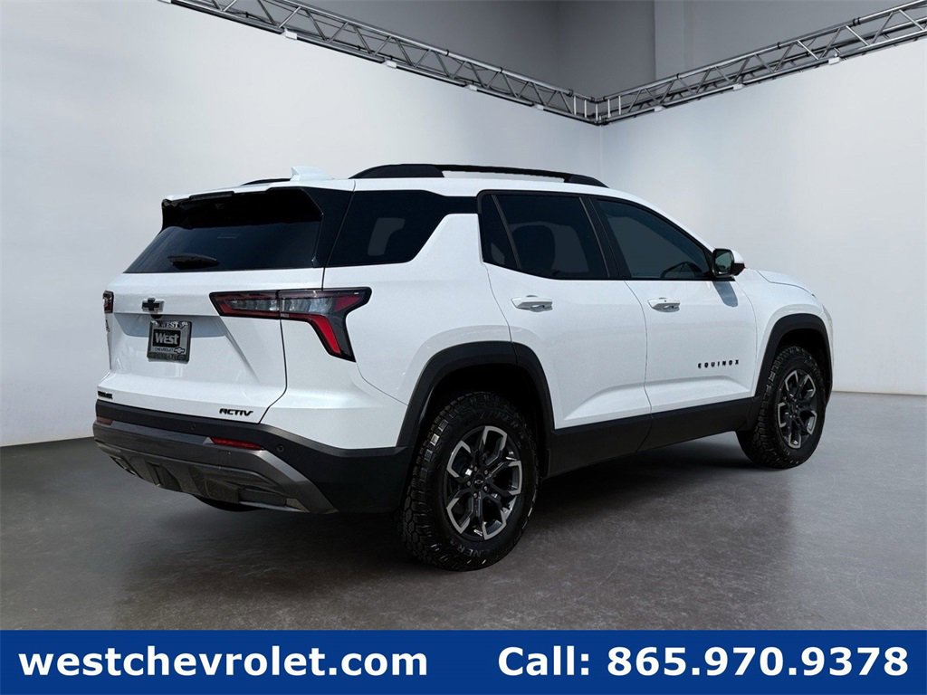 New 2026 Chevrolet Equinox ACTIV w/ Safety and Technology Package image 3