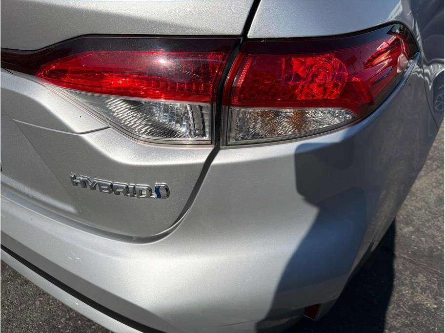 Used 2020 Toyota Corolla LE image 21