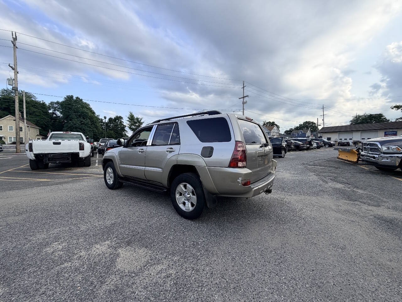 Used 2004 Toyota 4Runner SR5 AWD/4WD image 30