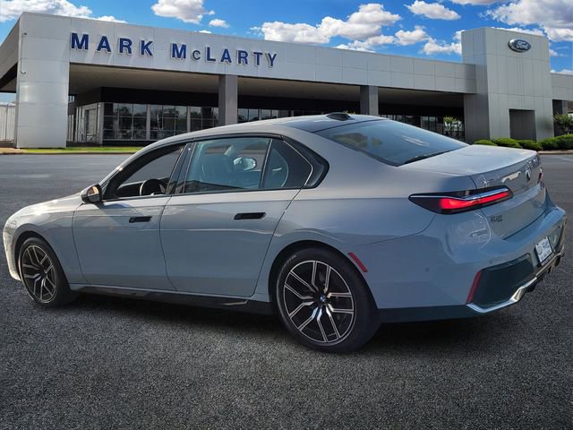 Used 2025 BMW 740i xDrive image 6