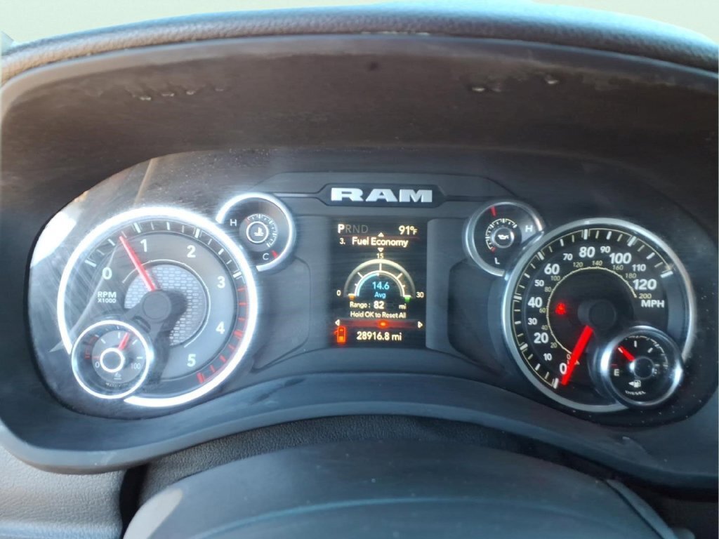 Used 2024 RAM 2500 Tradesman w/ Chrome Appearance Group AWD/4WD image 21