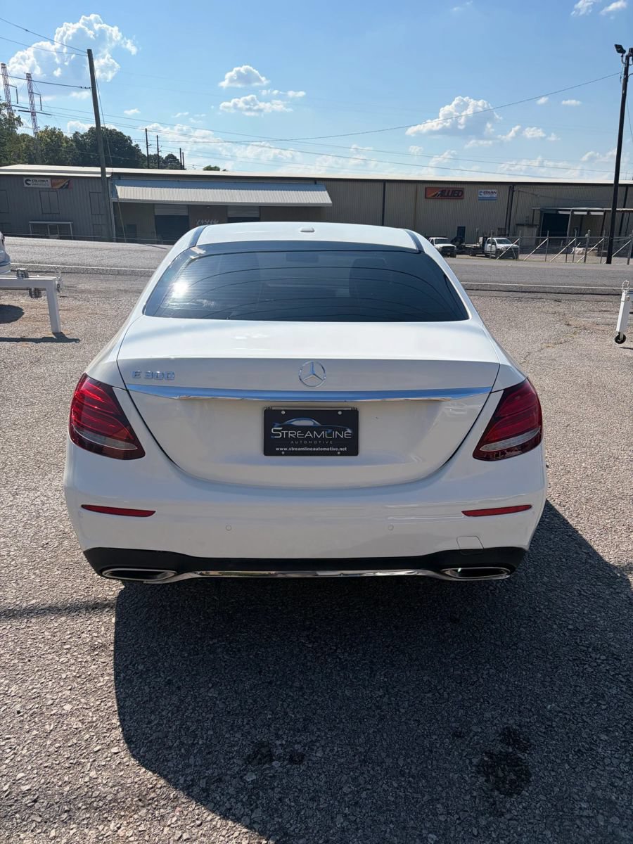 Used 2017 Mercedes-Benz E 300 image 6