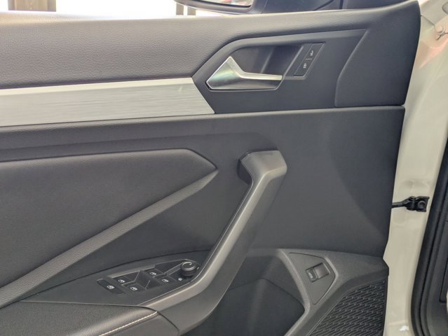 Used 2025 Volkswagen Jetta Sport image 13