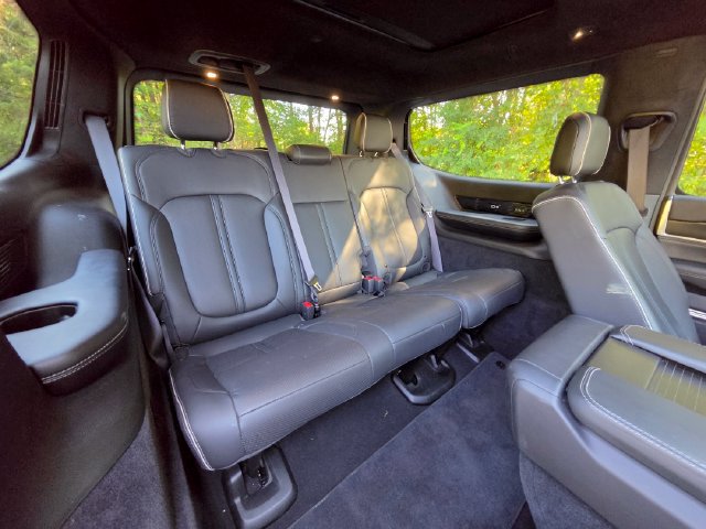 Used 2024 Jeep Grand Wagoneer Series II Obsidian w/ Quick Order Packagew 28T AWD/4WD image 33