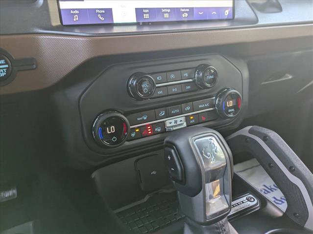 New 2024 Ford Bronco Outer Banks w/ Sasquatch Package image 15
