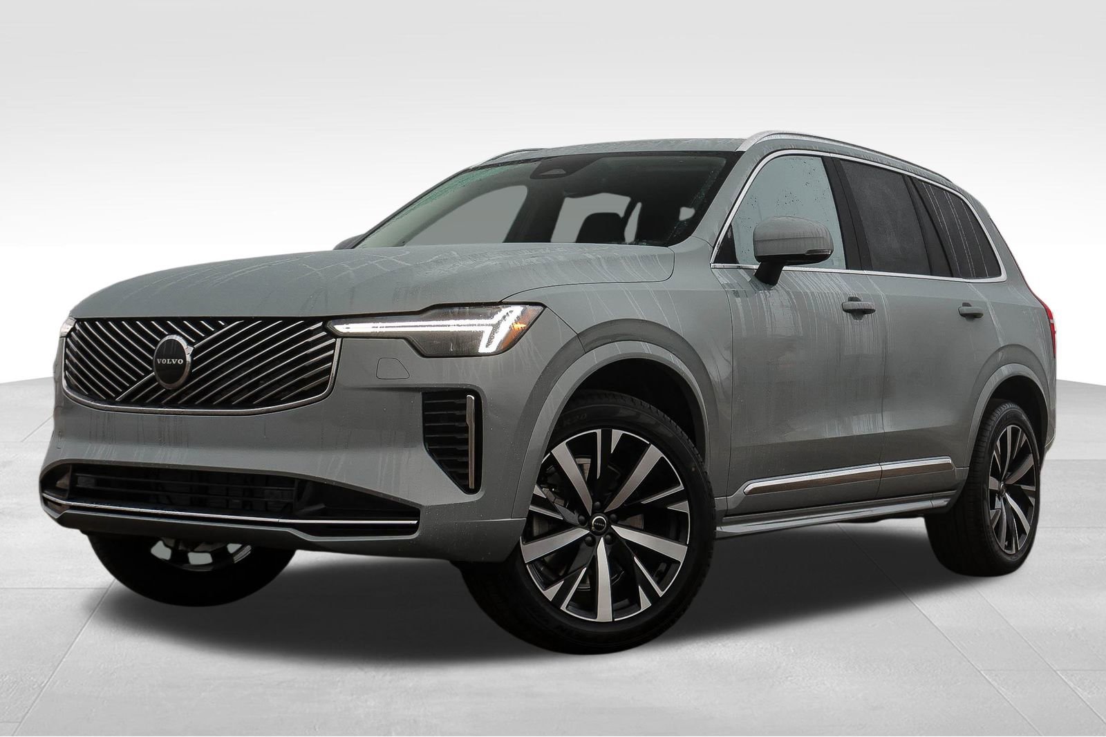 New 2026 Volvo XC90 B5 Core image 1