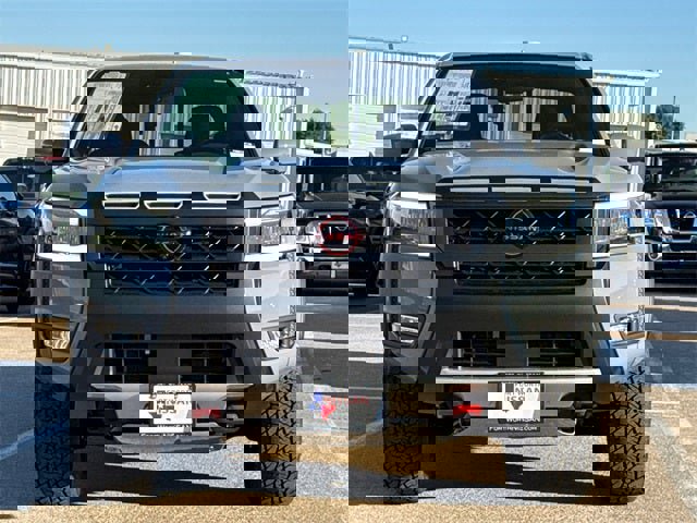 New 2026 Nissan Frontier PRO-4X image 3