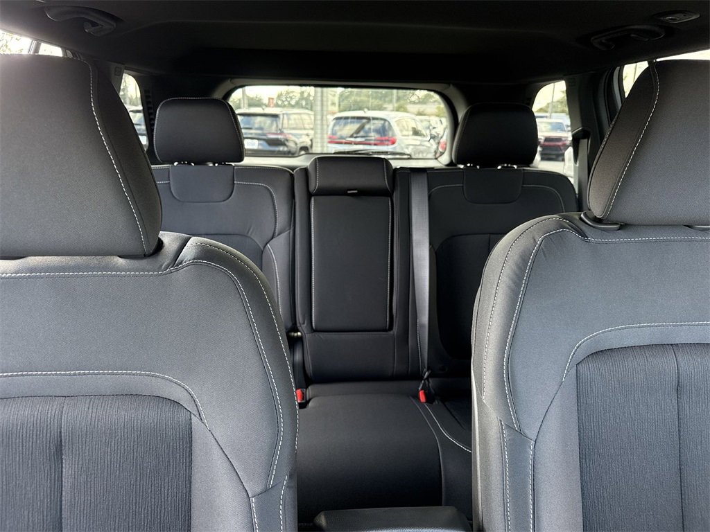 New 2025 Jeep Grand Cherokee Laredo X w/ Luxury Tech Group I image 30