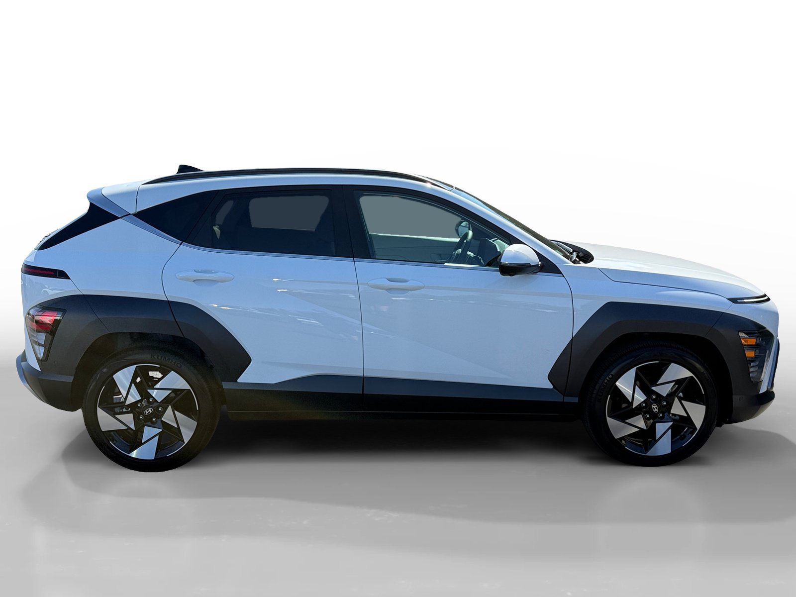 Certified 2025 Hyundai Kona Limited FWD image 6
