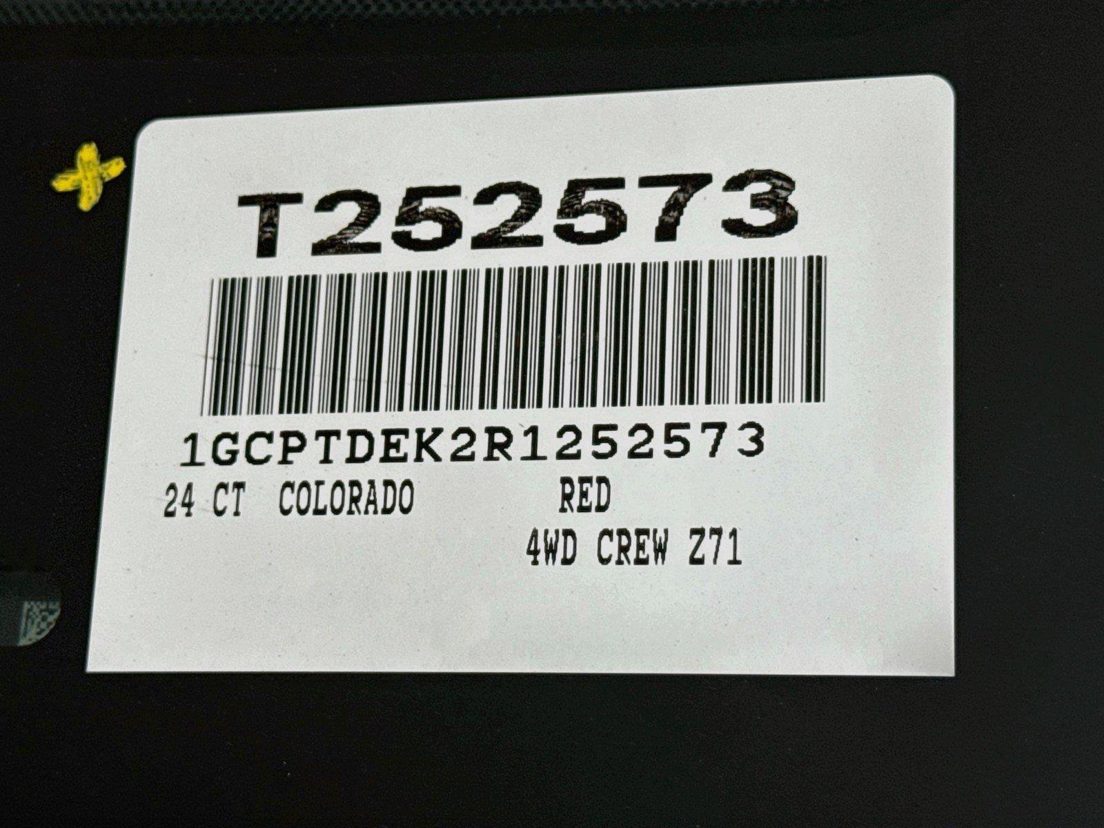 Used 2024 Chevrolet Colorado Z71 w/ Z71 Convenience Package 2 AWD/4WD image 43