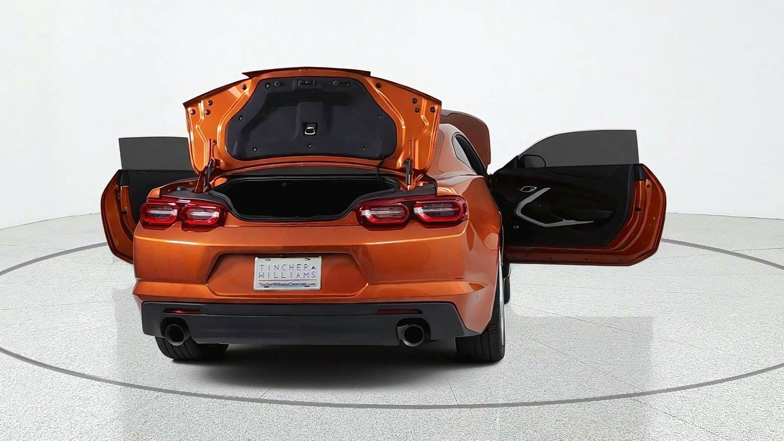 Used 2022 Chevrolet Camaro LT w/ Technology Package RWD image 13