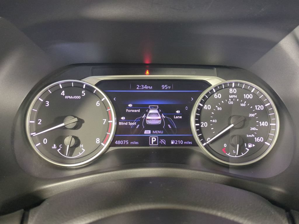 Used 2025 Nissan Sentra SV FWD image 31