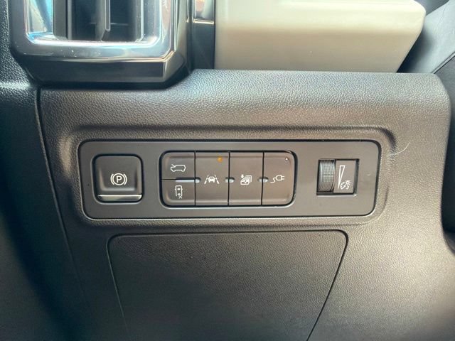 Used 2026 GMC Hummer EV SUV AWD/4WD image 40