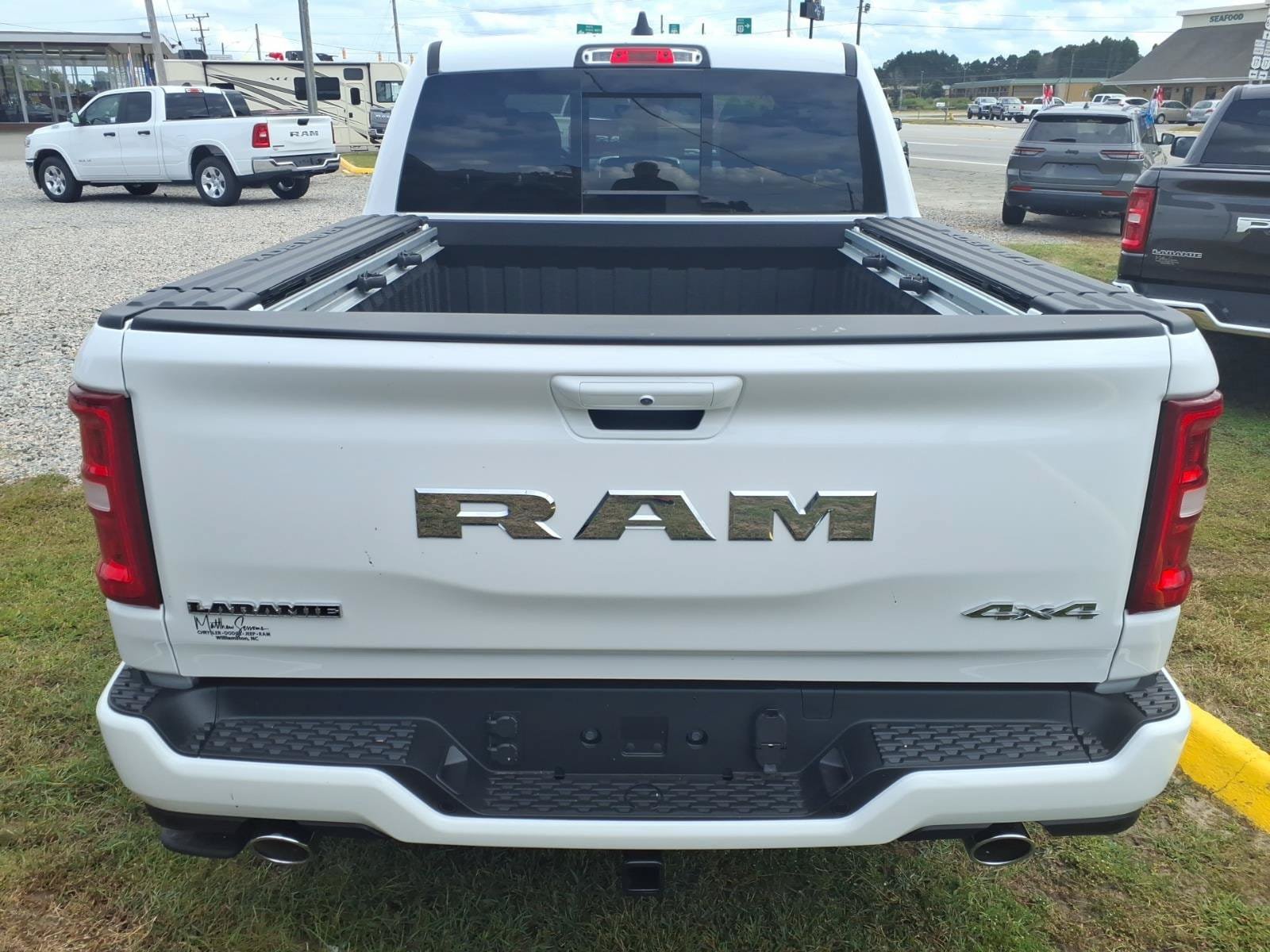 New 2027 RAM 1500 Laramie w/ Laramie Preferred Package AWD/4WD image 2