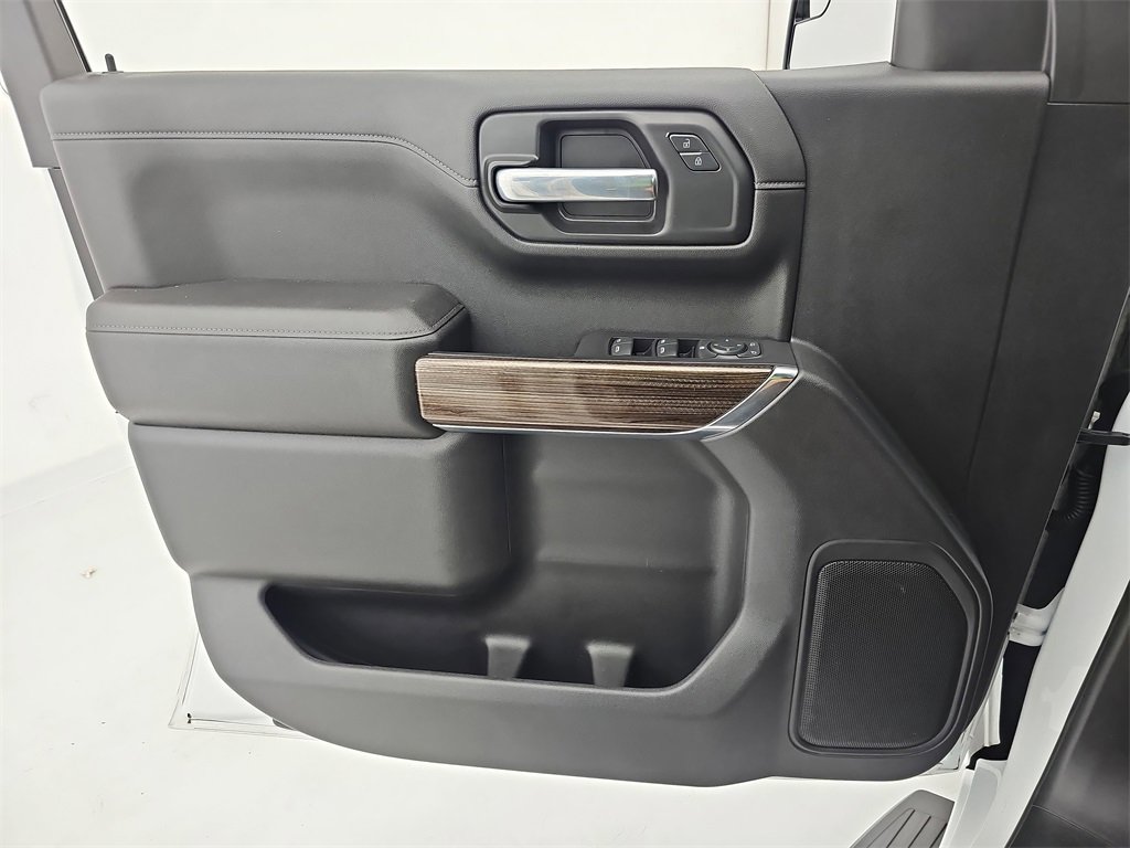 Used 2021 Chevrolet Silverado 1500 LT image 34