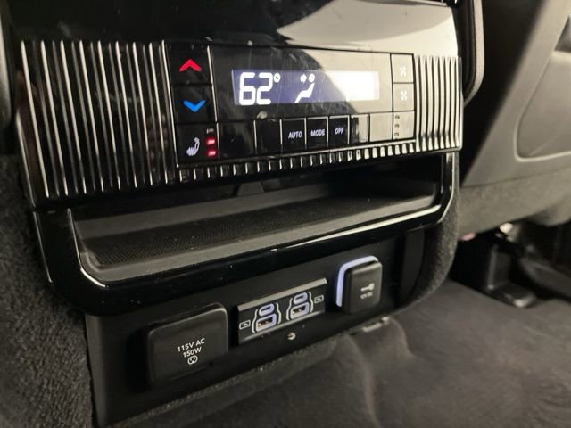 Used 2024 Jeep Wagoneer Series II w/ Flexible Seating Group image 45