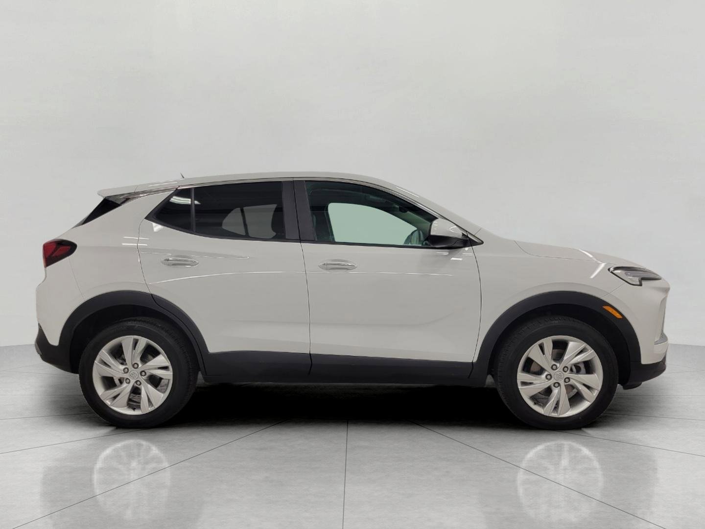 Used 2025 Buick Encore GX Preferred image 11