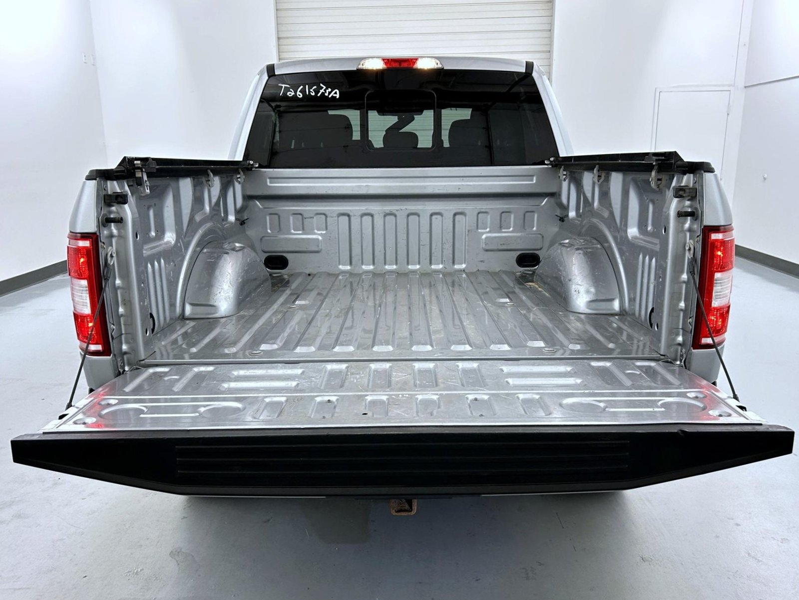 Used 2020 Ford F150 XLT w/ Equipment Group 302A Luxury AWD/4WD image 22