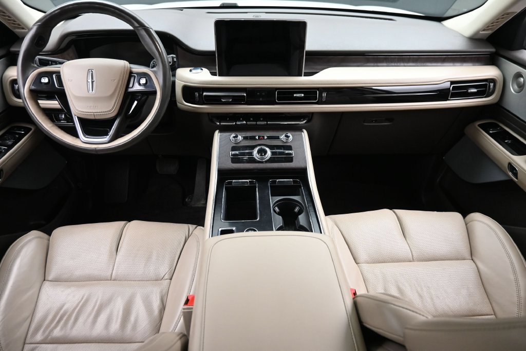 Used 2020 Lincoln Aviator Reserve w/ Equipment Group 202A AWD/4WD image 17