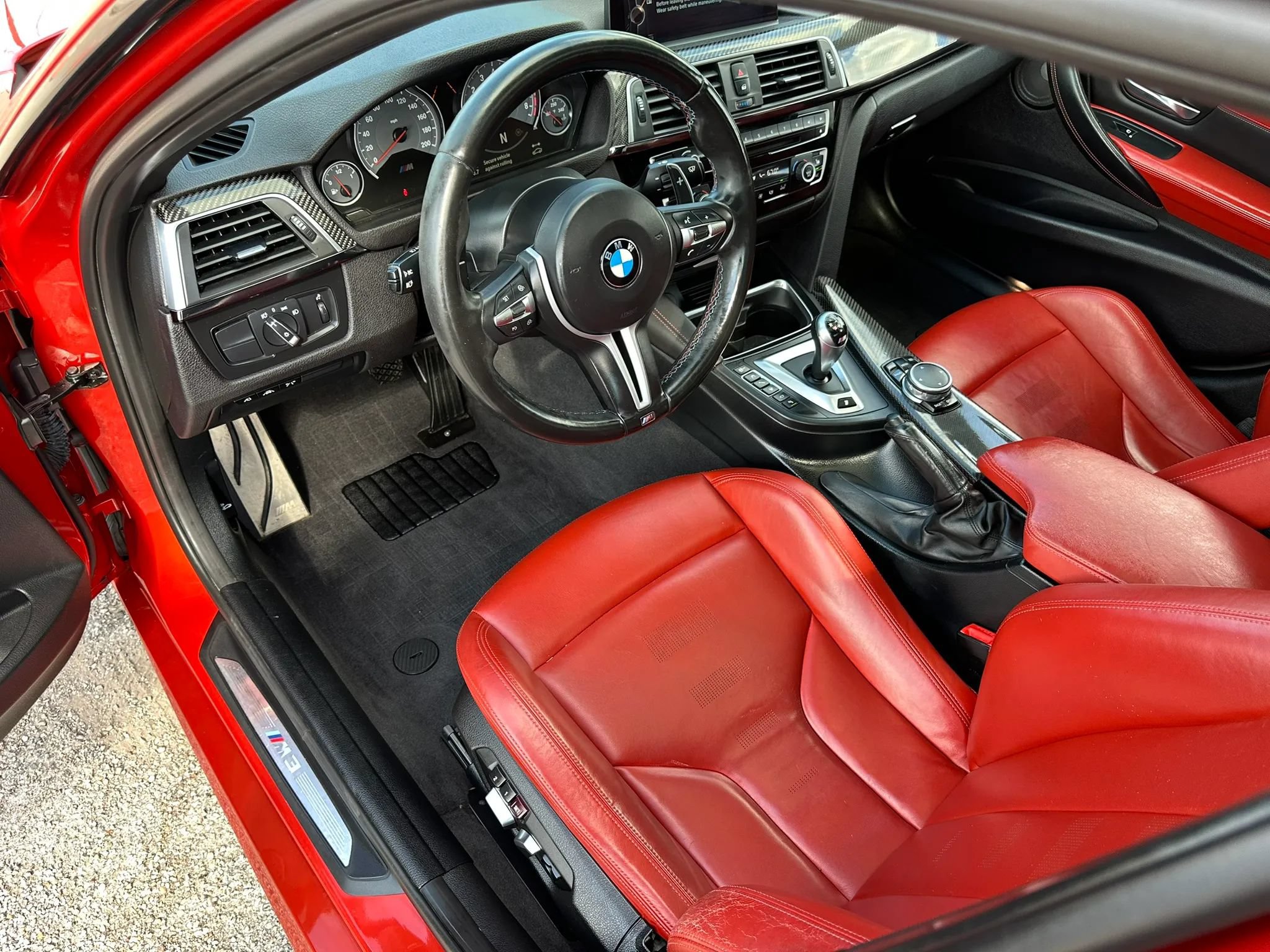Used 2016 BMW M3 RWD image 27