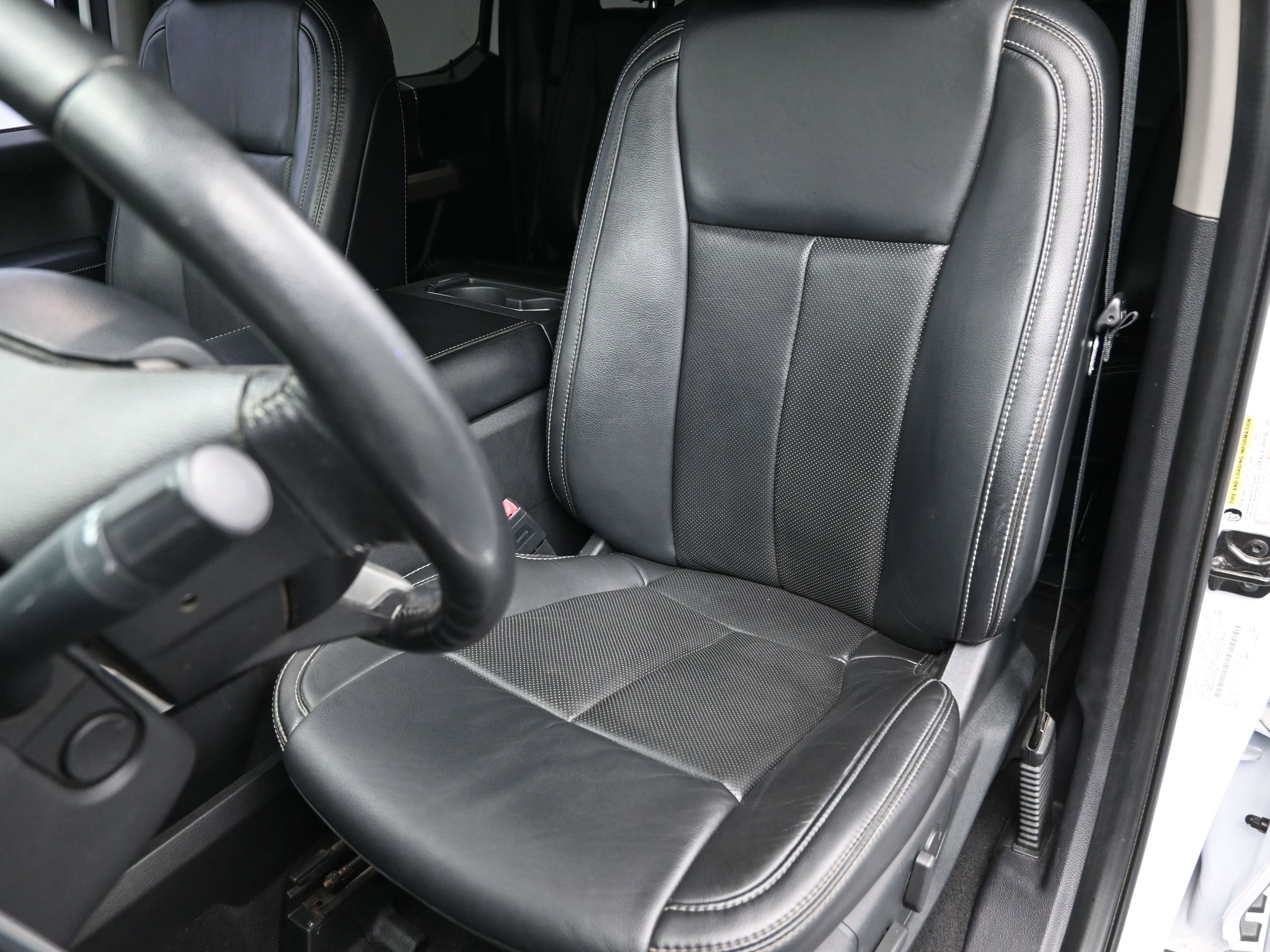 Used 2020 Ford F250 Lariat w/ Lariat Ultimate Package image 21