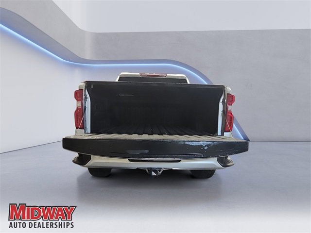 Used 2022 Chevrolet Silverado 1500 Custom image 4