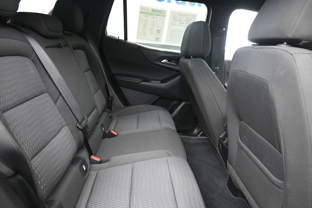 Used 2025 Chevrolet Equinox LT FWD image 8