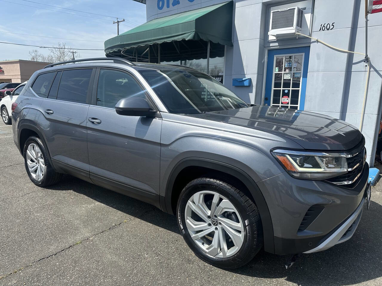 Used 2022 Volkswagen Atlas SE AWD/4WD image 4