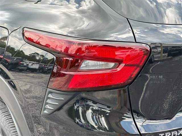 Used 2024 Chevrolet Trax LS w/ LS Convenience Package image 8