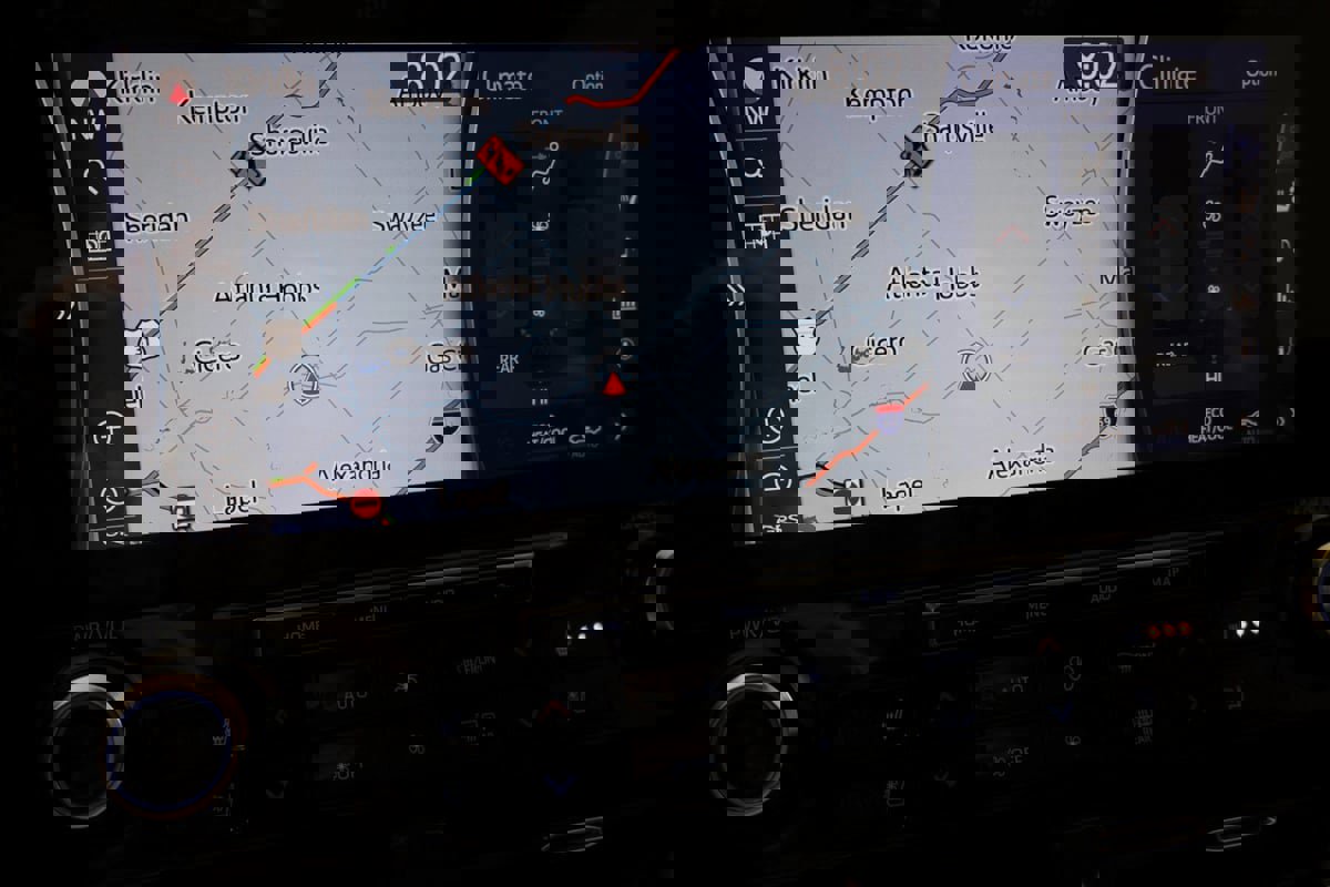 Used 2021 Toyota Highlander Platinum image 8