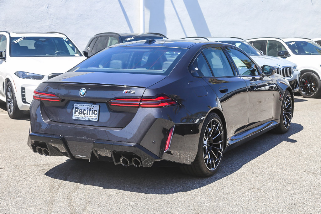 Used 2026 BMW M5 AWD/4WD image 6