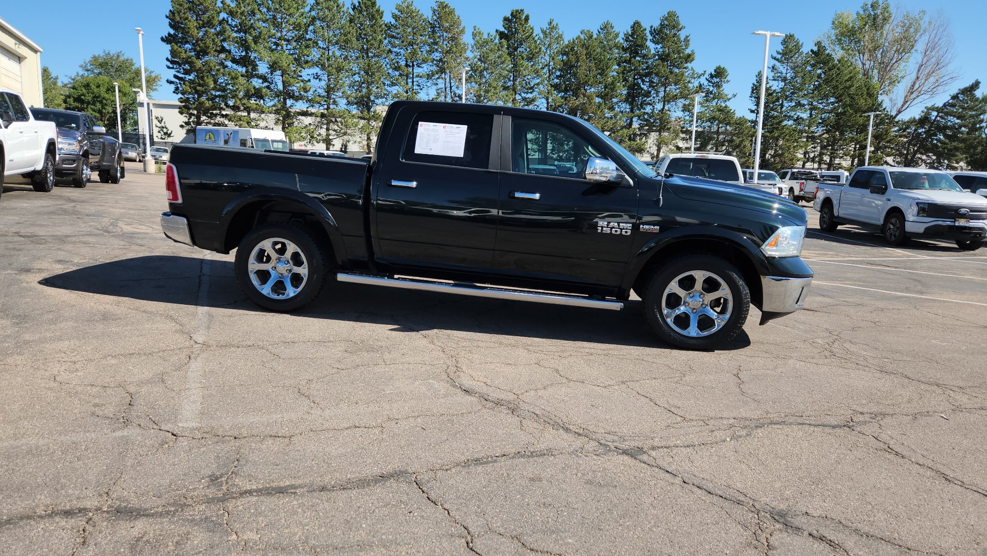 Used 2016 RAM 1500 Laramie AWD/4WD image 11