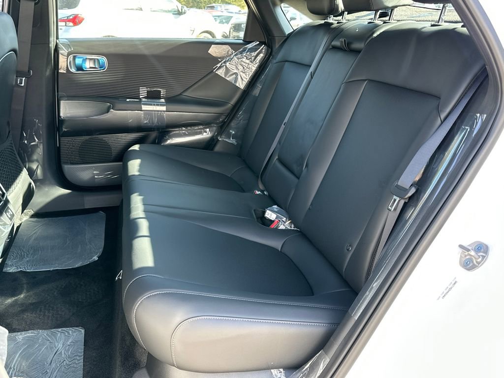 New 2025 Hyundai Ioniq 6 SEL image 18