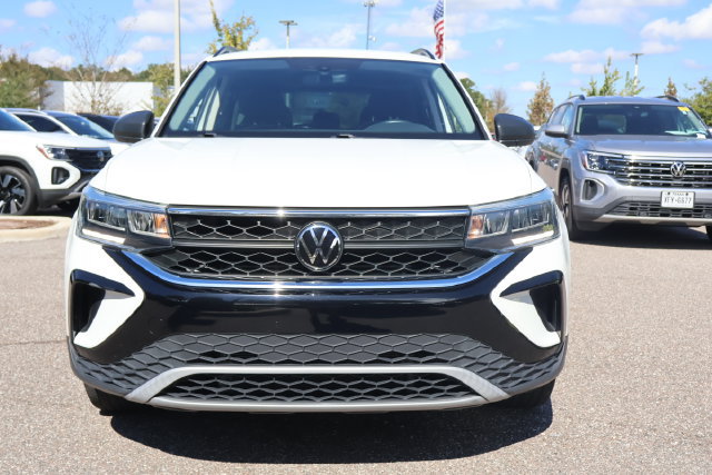 Certified 2023 Volkswagen Taos S FWD image 3