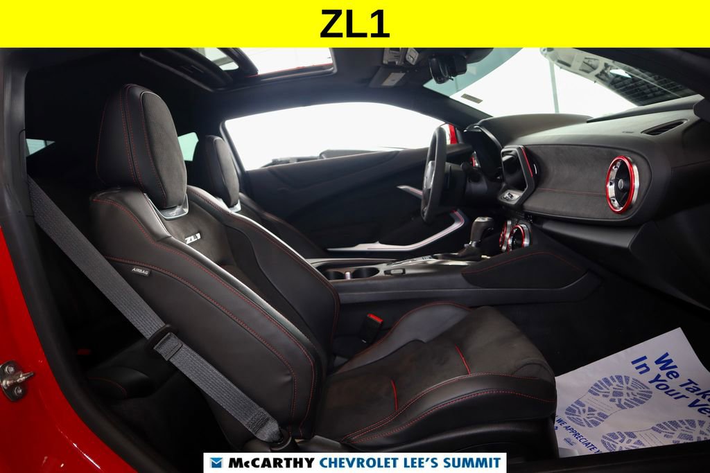 Used 2021 Chevrolet Camaro ZL1 RWD image 18
