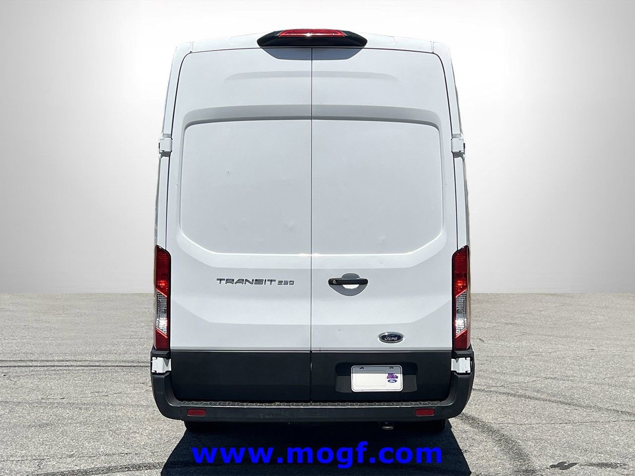 Used 2023 Ford Transit 250 148 High Roof Extended RWD image 24