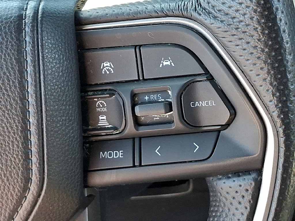 Used 2024 Toyota Tacoma SR5 AWD/4WD image 21