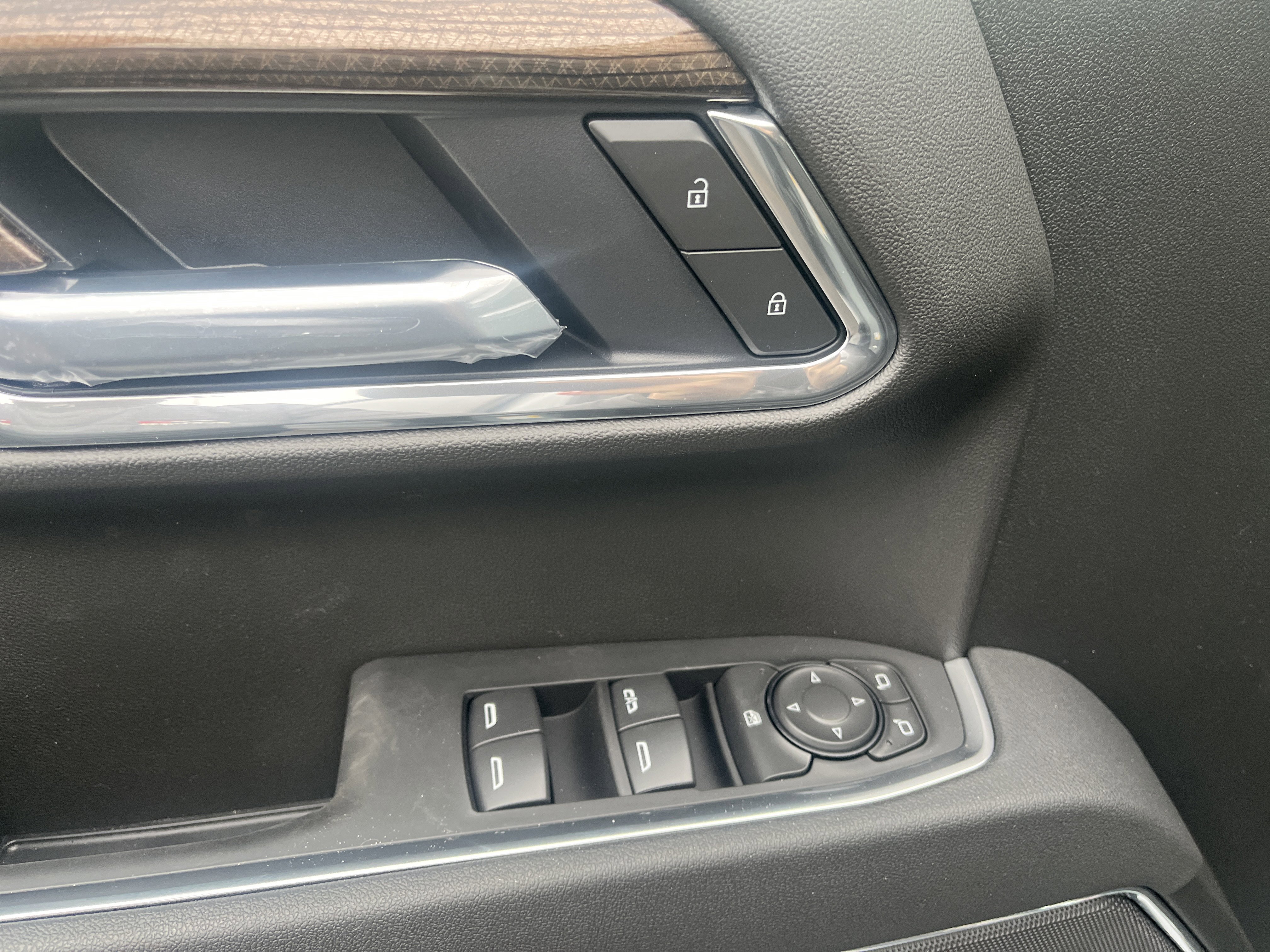 New 2026 Chevrolet Silverado 1500 LT image 2