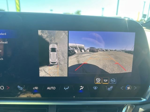 New 2026 Chevrolet Equinox EV LT image 24