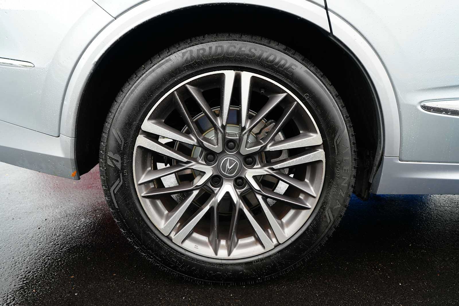 Certified 2026 Acura MDX w/ Advance Package AWD/4WD image 10