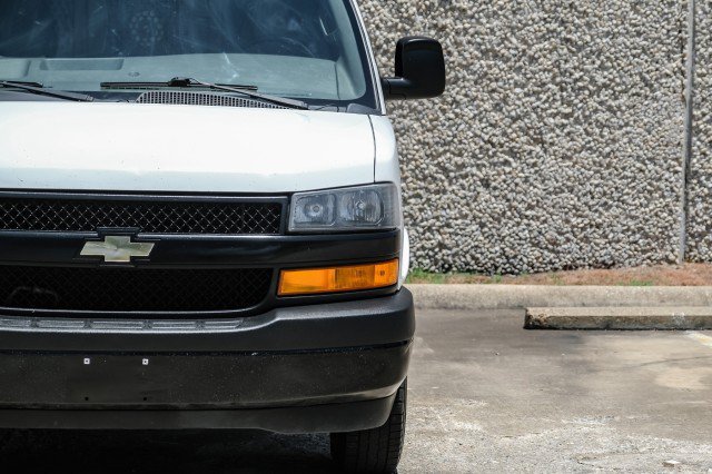 Used 2021 Chevrolet Express 2500 w/ Enhanced Convenience Package RWD image 41