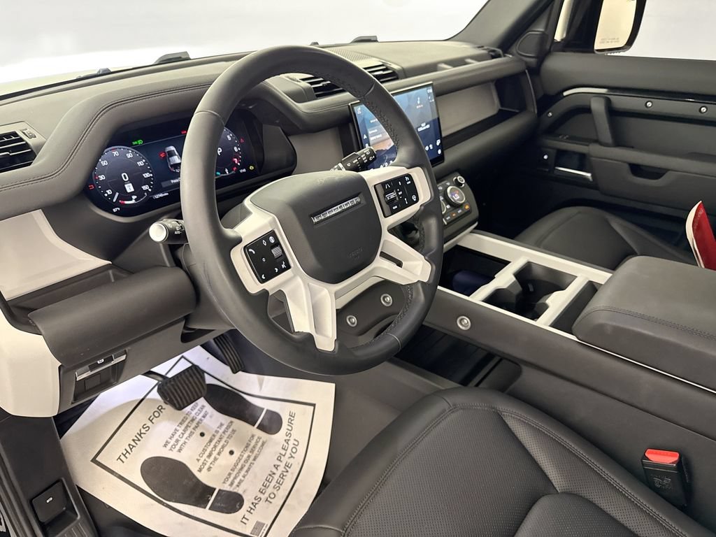 Certified 2025 Land Rover Defender 110 S AWD/4WD image 9