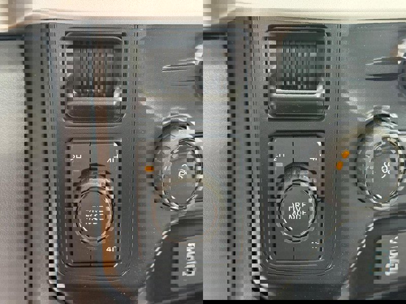 New 2025 Ford F450 XL w/ XL Chrome Package image 36